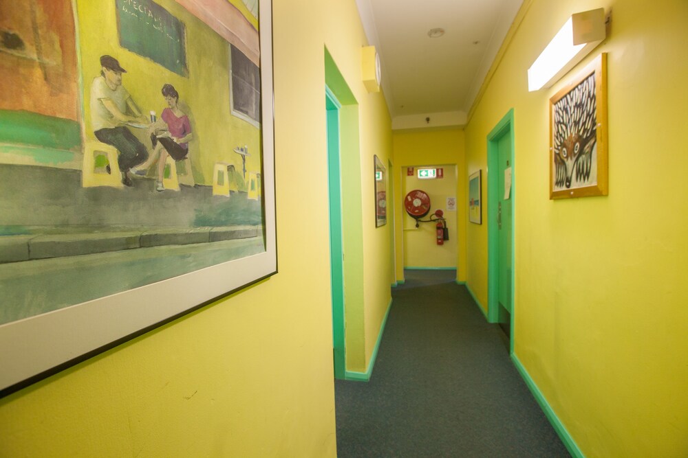 The Village Kings Cross - Hostel