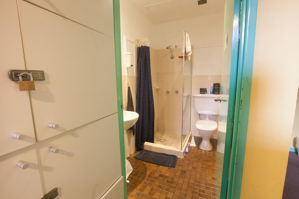 The Village Kings Cross - Hostel