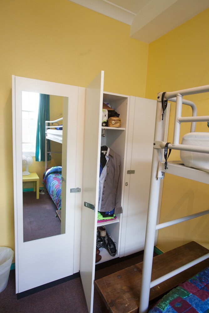 The Village Kings Cross - Hostel