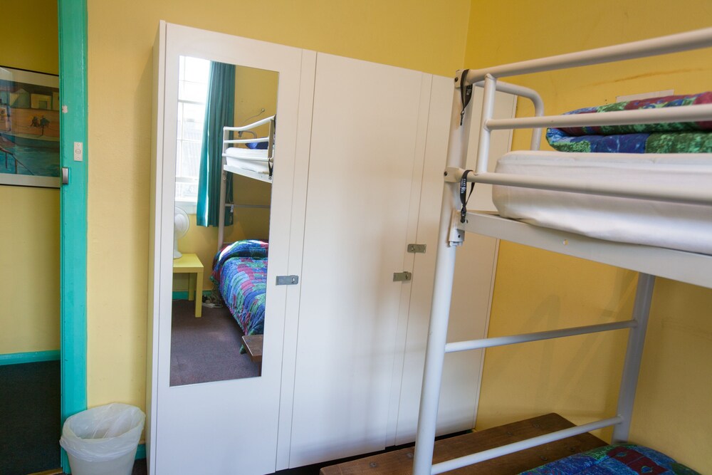 The Village Kings Cross - Hostel