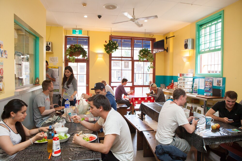 The Village Kings Cross - Hostel