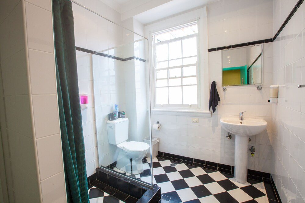 The Village Kings Cross - Hostel