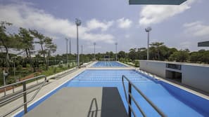 Indoor pool, 3 outdoor pools