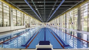 Indoor pool, 3 outdoor pools