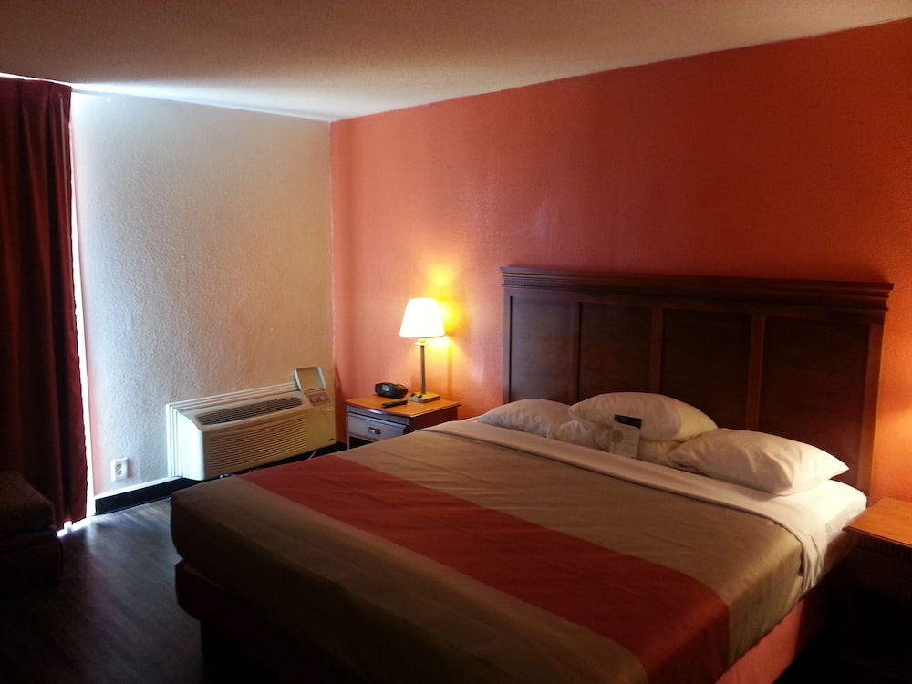 Motel 6 Jackson, TN in Jackson Best Rates & Deals on Orbitz