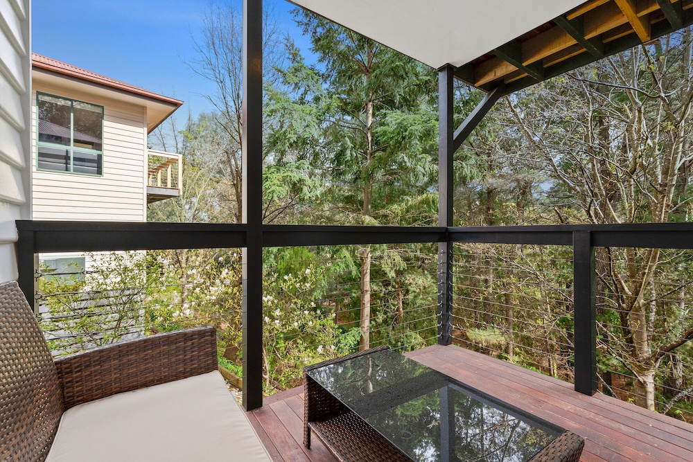 Cloverhill Hepburn Springs