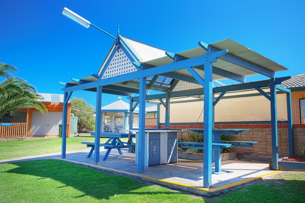 Discovery Parks – Adelaide Beachfront