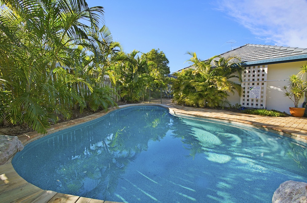 44 Cooran Court