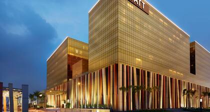 Hyatt Regency Manila, City of Dreams