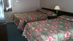 Desk, rollaway beds, free WiFi