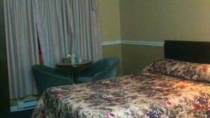 Desk, rollaway beds, free WiFi