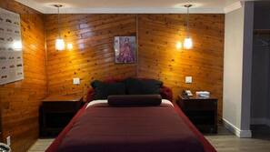 Memory foam beds, free WiFi