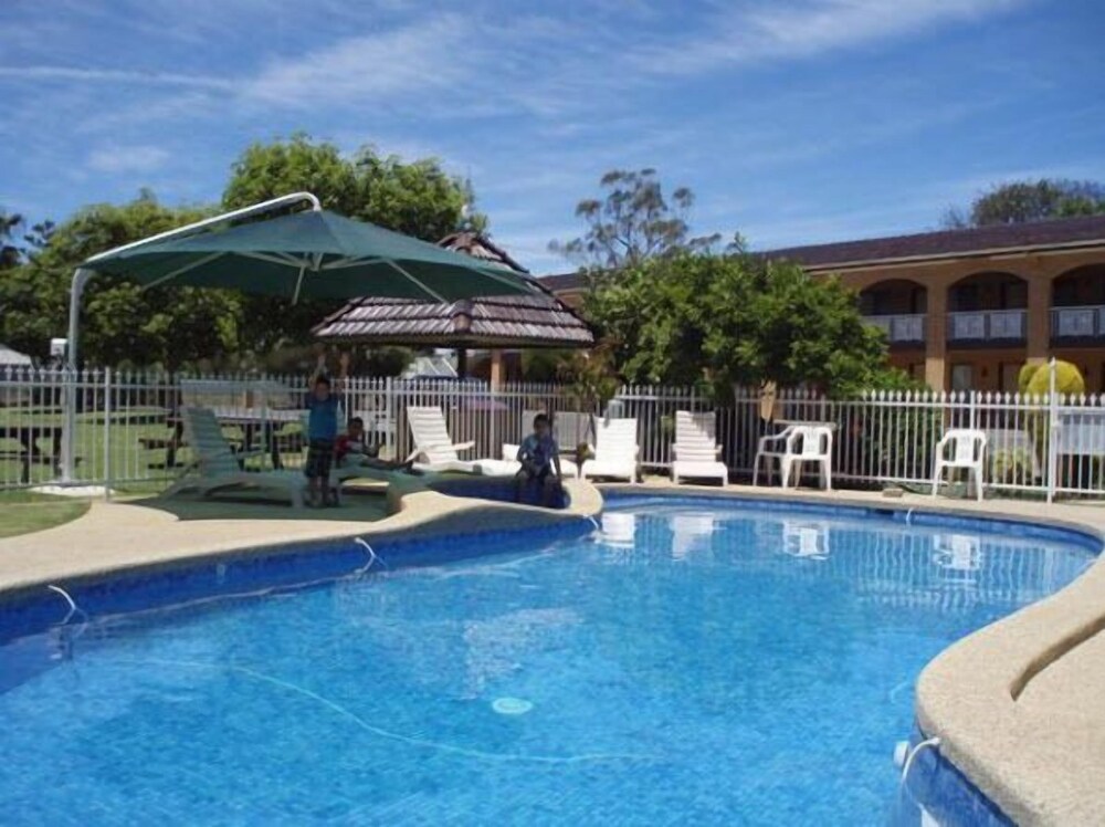 Lakeview Motel