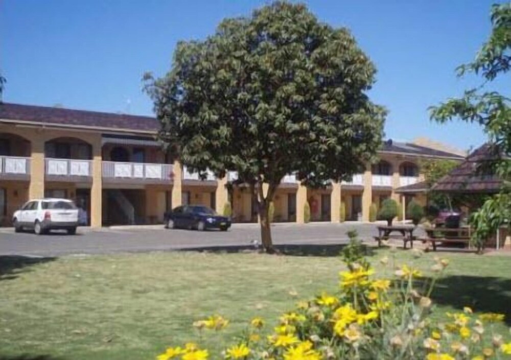 Lakeview Motel
