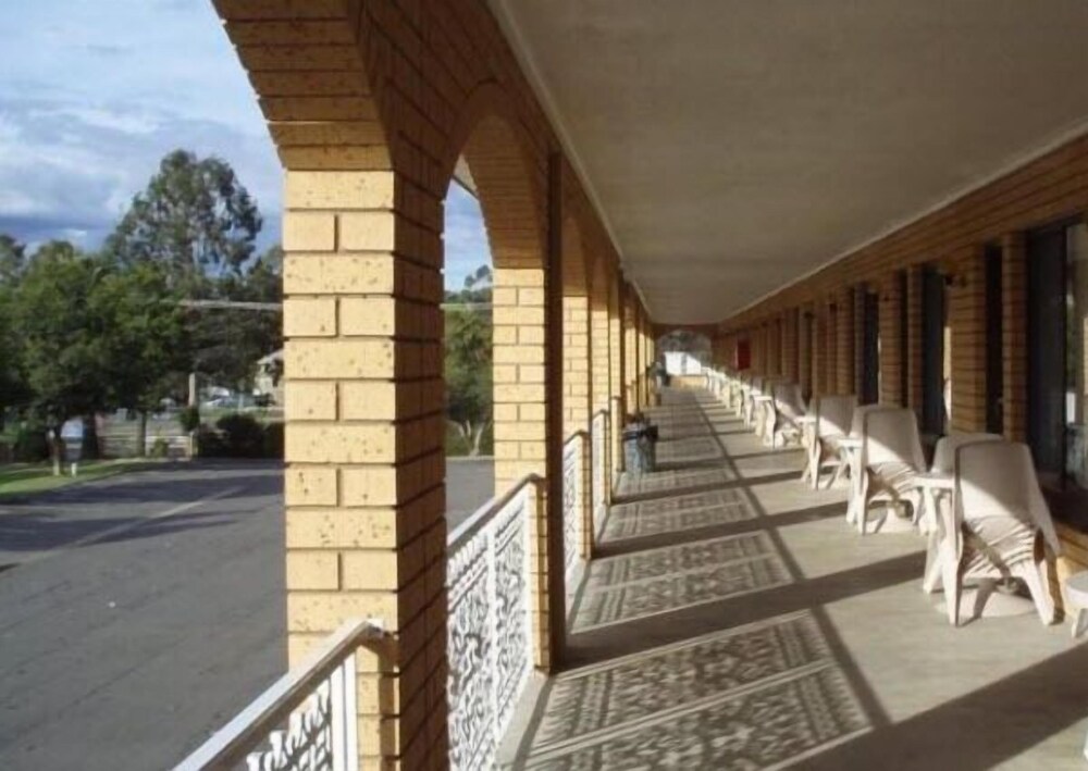 Lakeview Motel