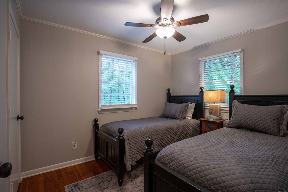 Oxford Hillside Hideaway Lafayette County Vrbo