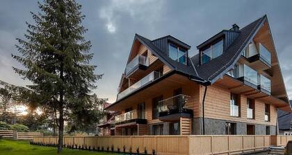 Tatra Square Apartments