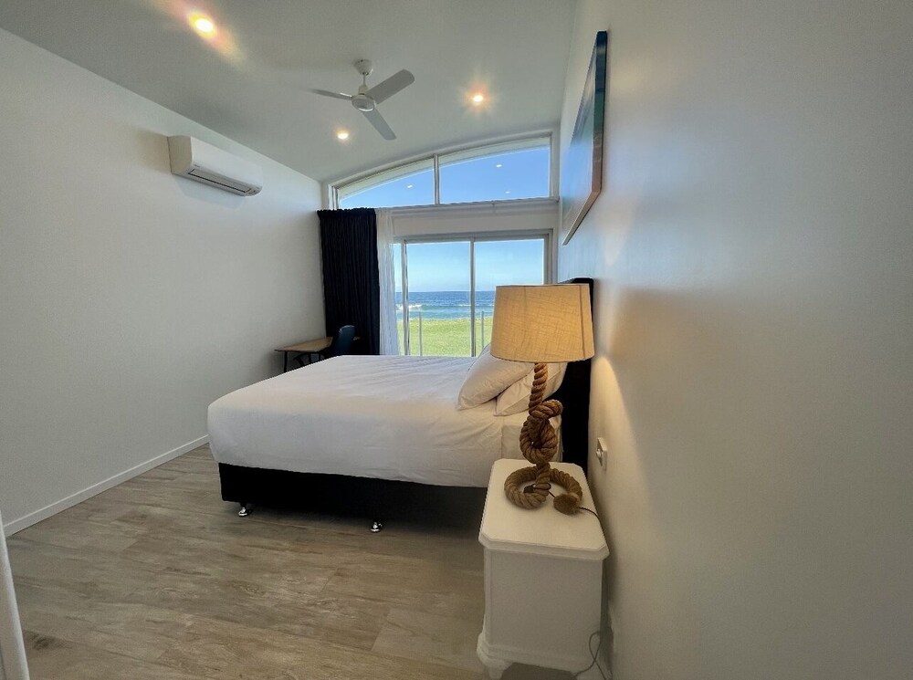 Whitewater Beach House Old Bar Vrbo