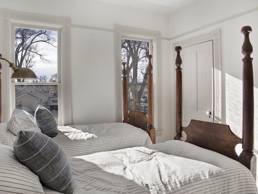 Historic Spring Creek FarmhousePet Friendly! Montrose County Vrbo