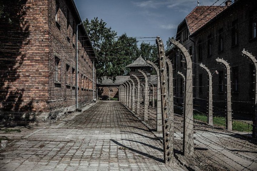 Auschwitz Birkenau Guided Tour Tickets and Transfer from Krakow 2