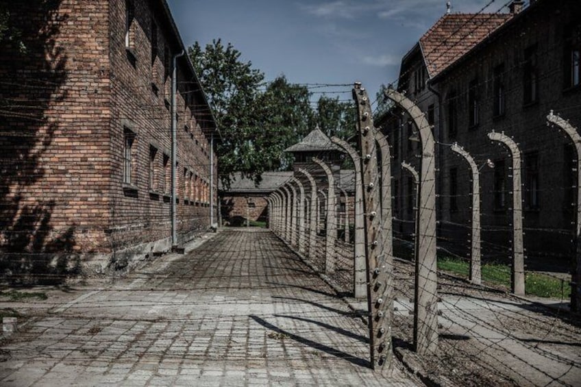 Auschwitz Birkenau Guided Tour Tickets and Transfer from Krakow 2