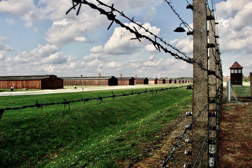 Auschwitz Birkenau Guided Tour Tickets and Transfer from Krakow 1
