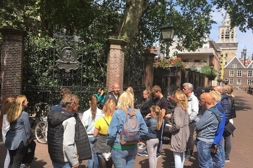 Walking Tour of Delft - The City of Orange and Blue 3