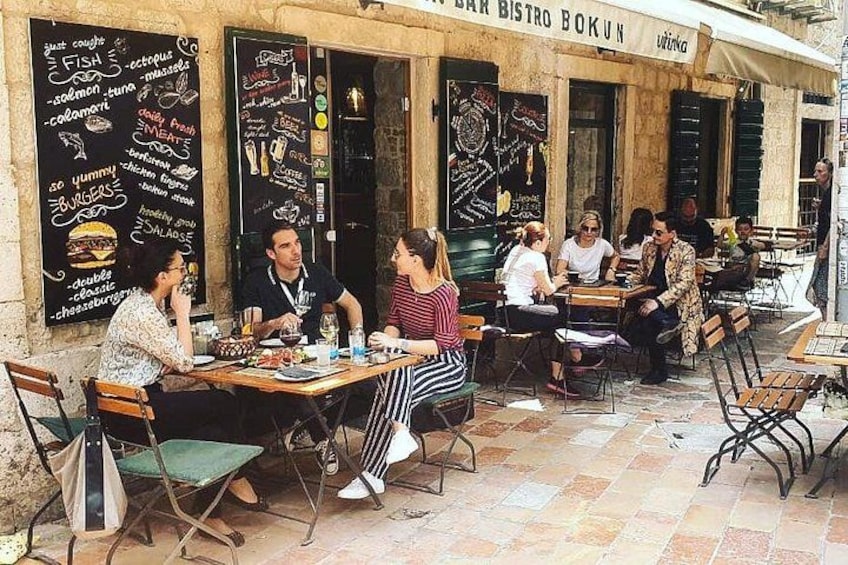 Private Walking tour with Wine and Food 1