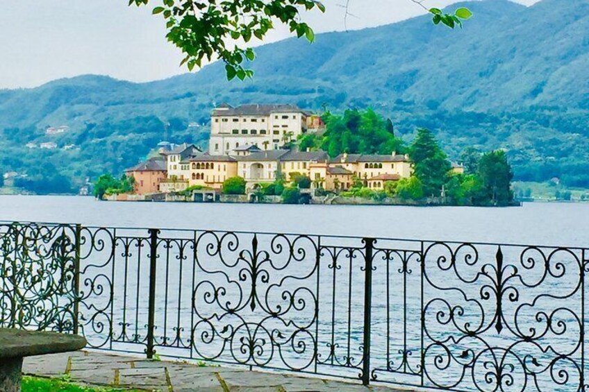 Lake Orta private guided tour from Milan