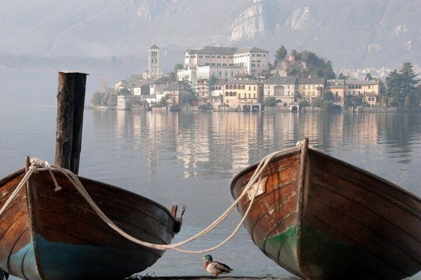 Lake Orta private guided tour from Milan