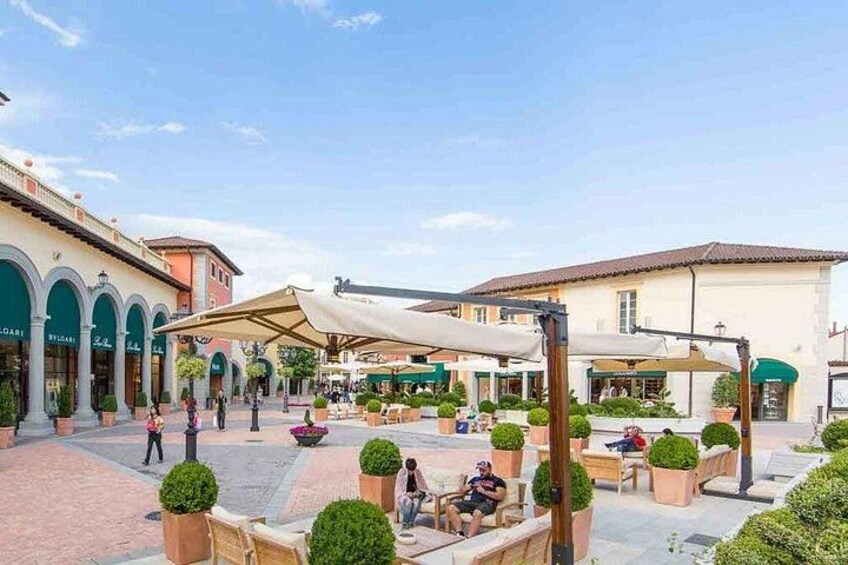Serravalle Outlet shopping, private tour from Milan, by car. 2