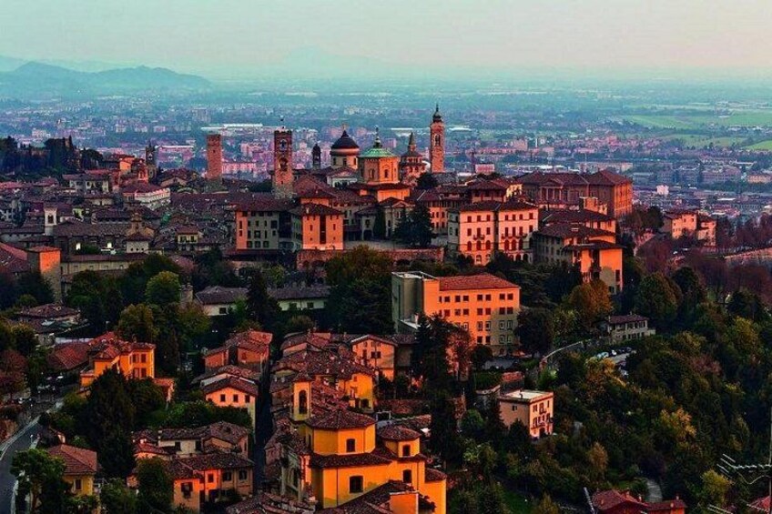 Bergamo, private guided tour from Milan, by car. 2