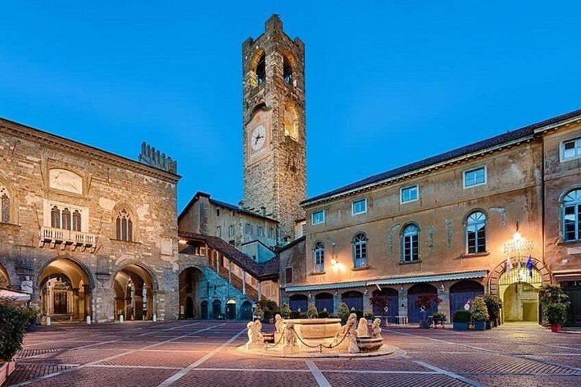 Bergamo, private guided tour from Milan, by car. 2