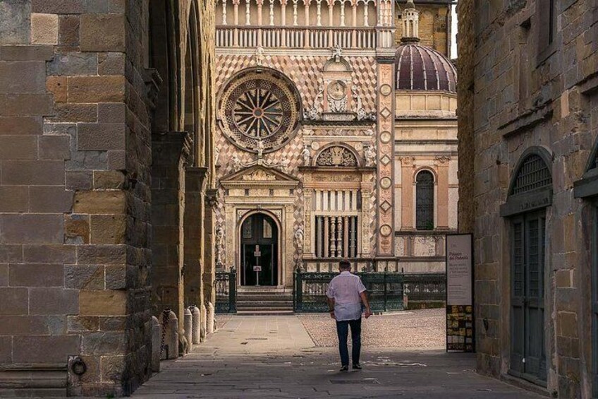 Bergamo, private guided tour from Milan, by car. 2
