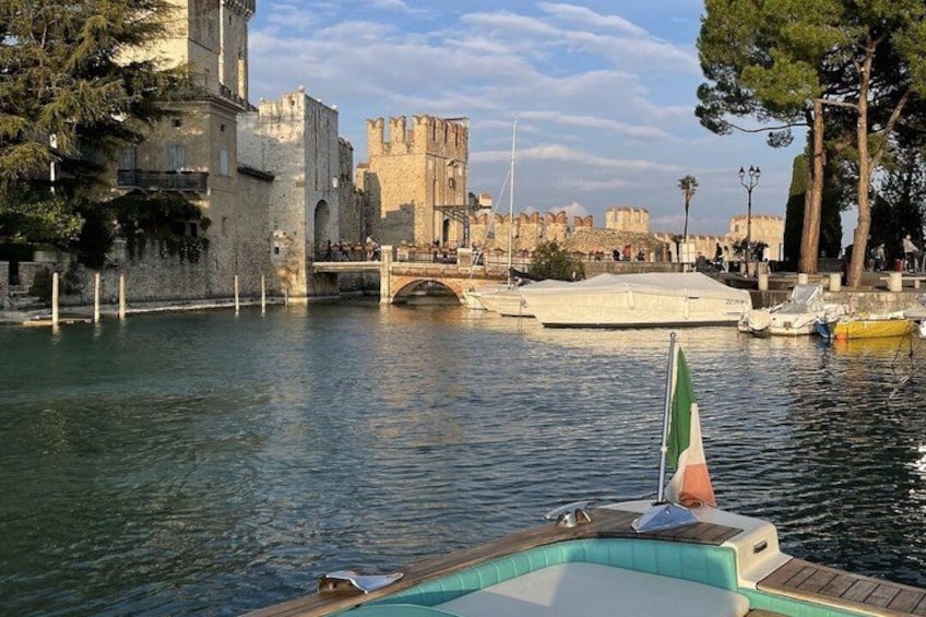 Sirmione Lake Garda private guided tour from Milan, by car. 2