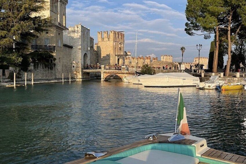 Sirmione Lake Garda private guided tour from Milan, by car. 2
