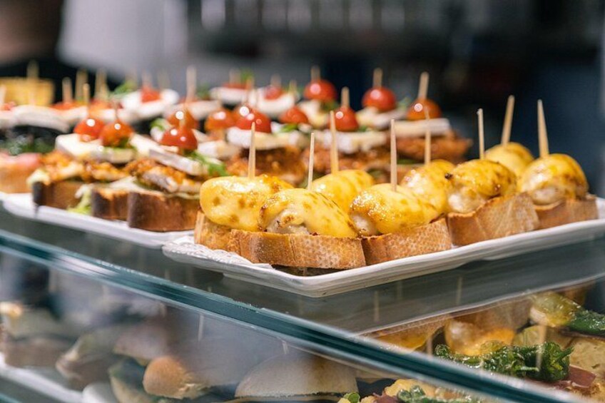 Madrid: 3 hour Guided Highlights Bike Tour with Optional Tapas 4