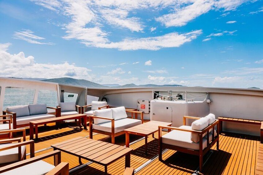 Front Deck outdoor lounges 2