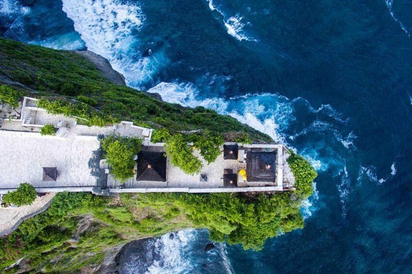 Best Bali Beaches - Uluwatu Temple - FREE Wi-Fi 3