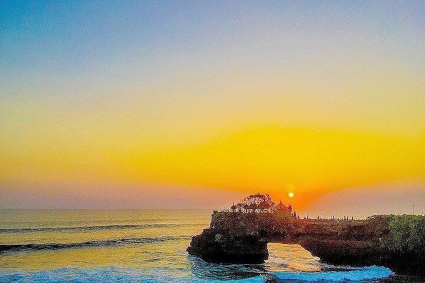 Individual Bali Day Trip with Private Driver and Free WiFi 2
