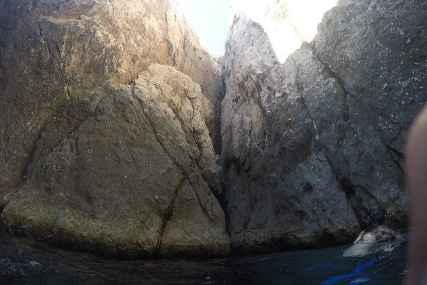 Private Cruise to Poseidon Temple at Sounio Cape with Snorkeling 2