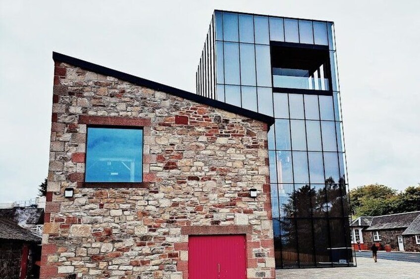 North Highland Deluxe Whisky Tour with Castle Option 2