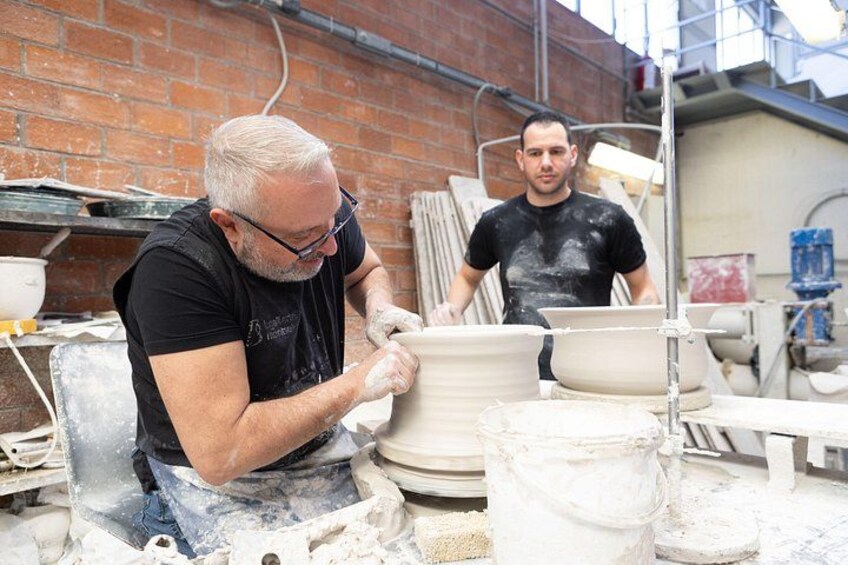 The Florence Pottery Experience: Factory Tour & Masterclass 2