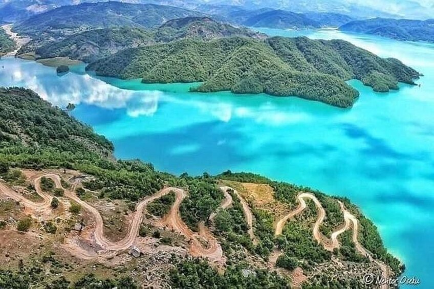 Hiking at Bovilla lake ,everybody can do it ! 1