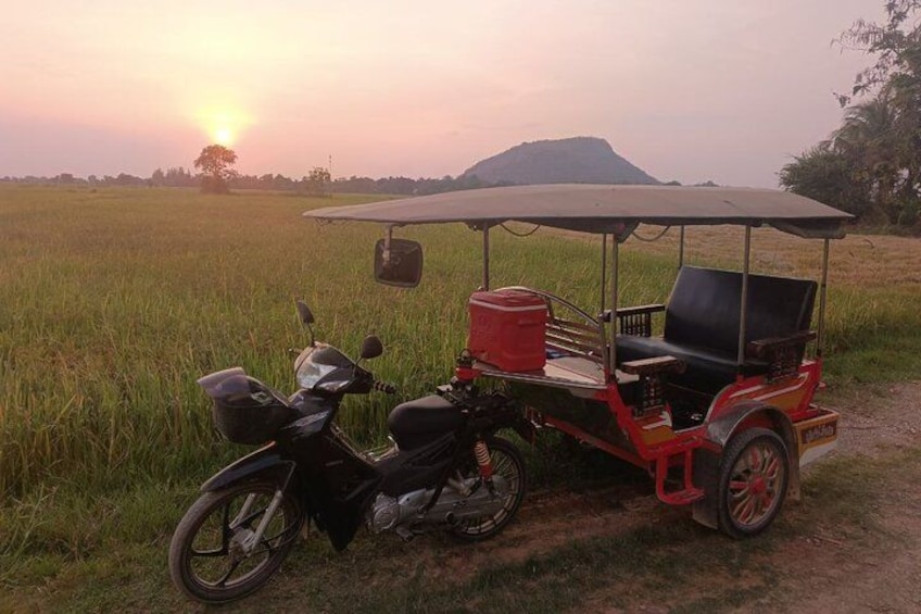 Full-day: Wat Banan. Old bamboo train. Bat Cave. Killing cave 3
