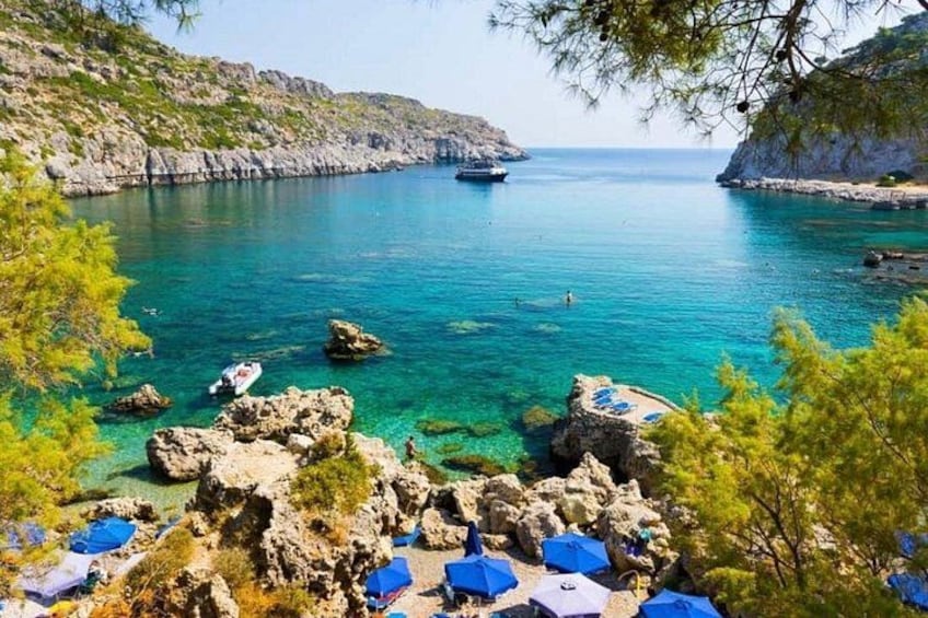 Antony Quinn Bay 2