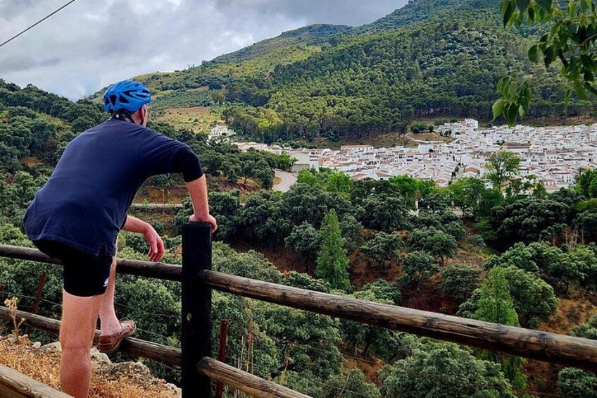 Wine & Tapas tour by electric bike (e-bike) including Ronda pickup (full day) 2