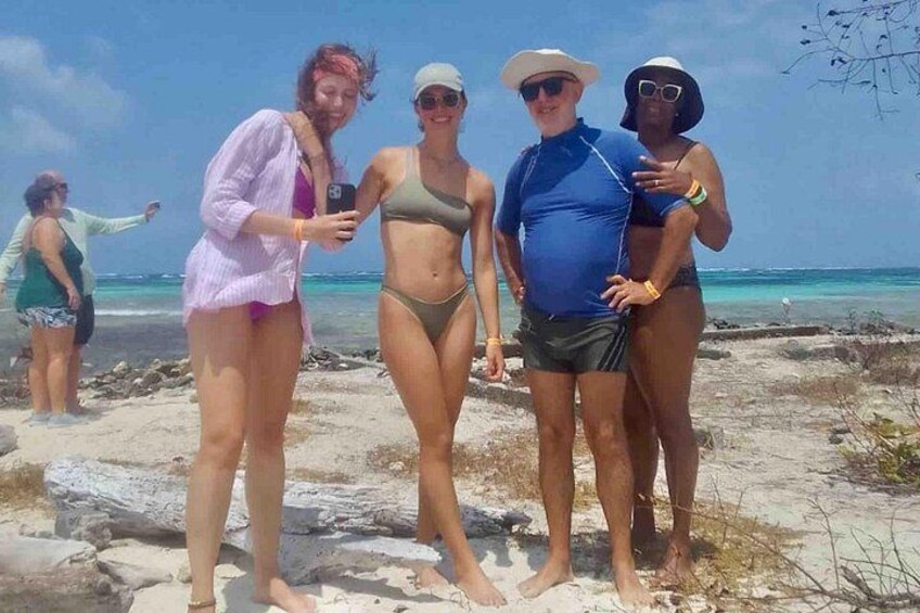 BLISS in San Blas Islands Panama Includes Tour & Transport from Panama City 3