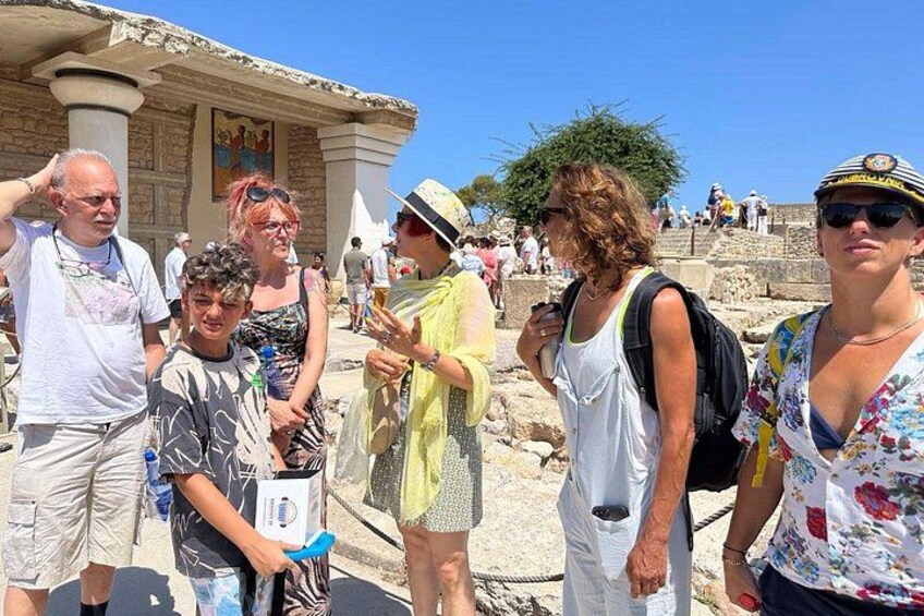 Knossos Palace Tour with Transfer & Skip-the-Line Entry Ticket 1