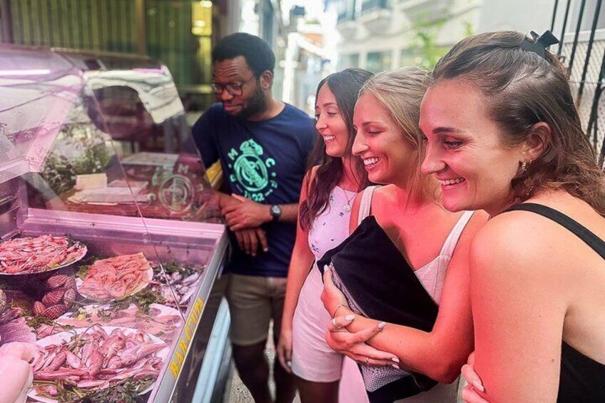 Marbella Original Food Tour: Tapas, Wine & Old Town with a Local 2